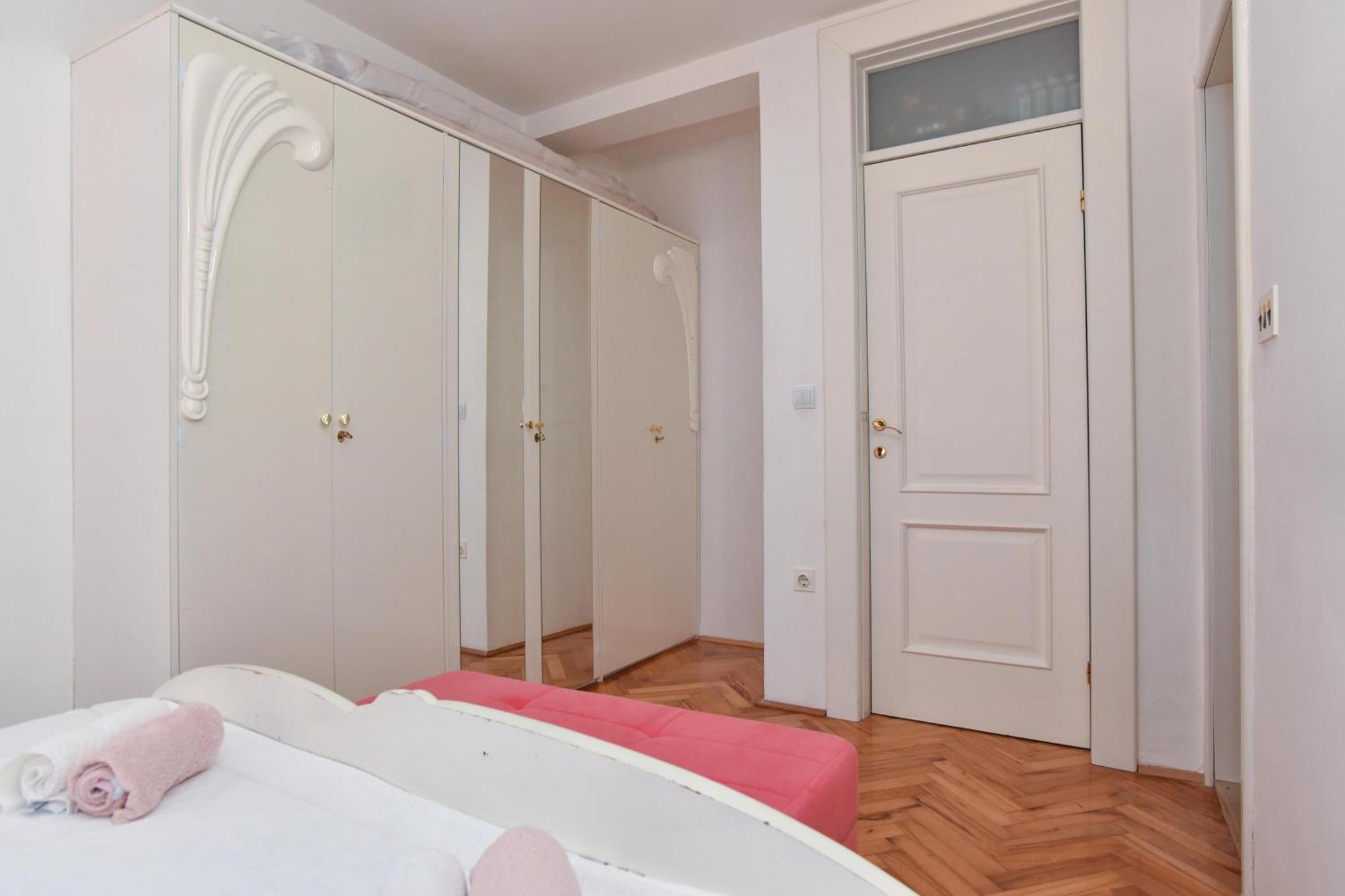 Vila Apartments Lidija Petrovac Εξωτερικό φωτογραφία