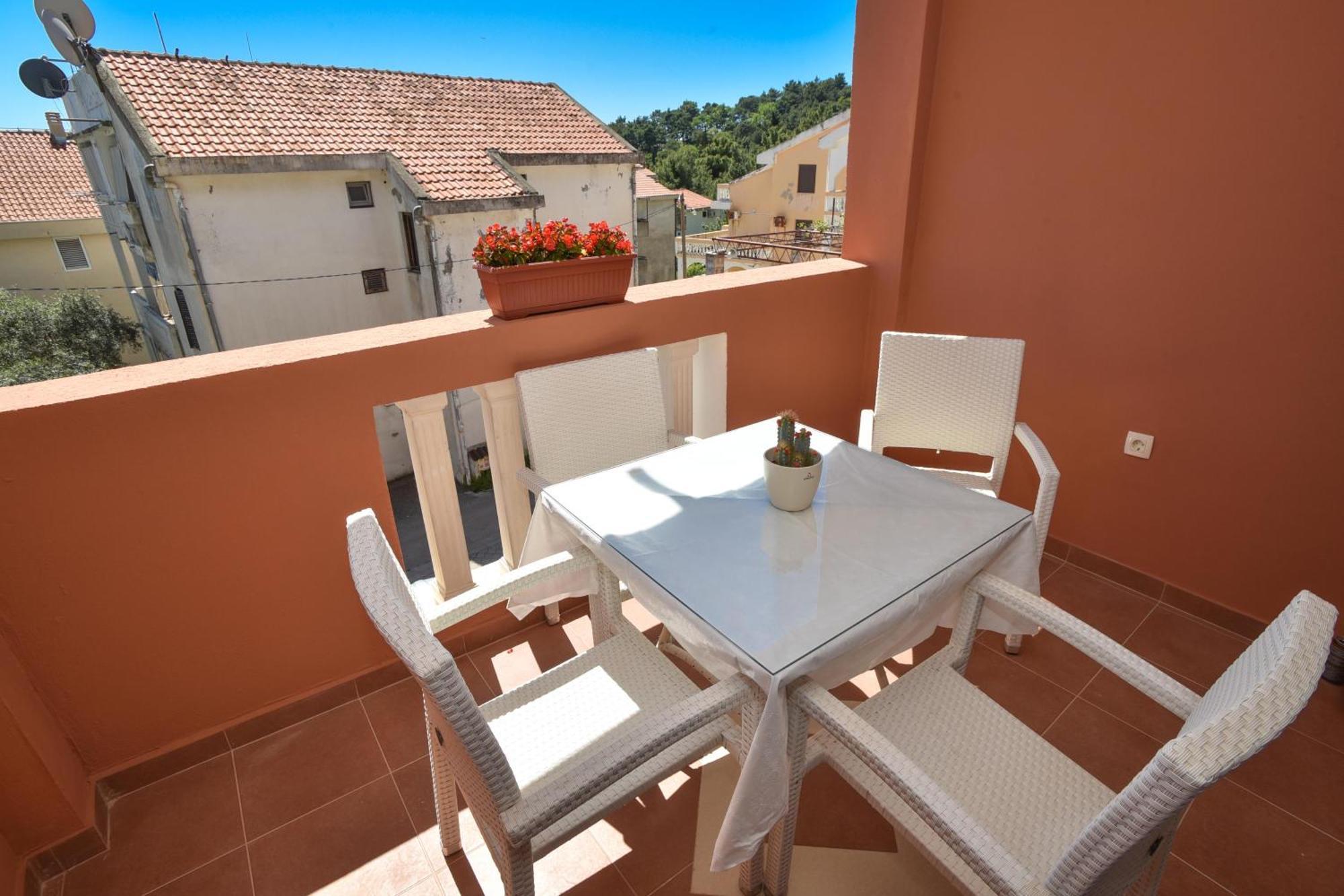 Vila Apartments Lidija Petrovac Εξωτερικό φωτογραφία
