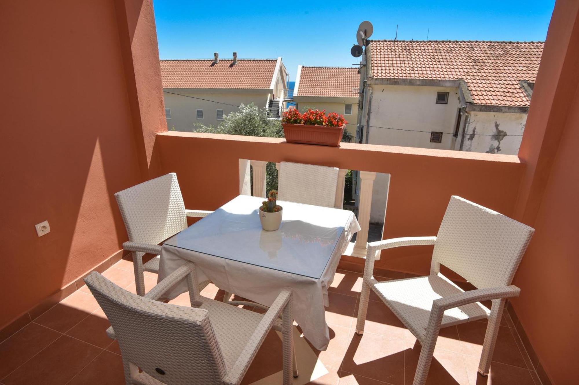 Vila Apartments Lidija Petrovac Εξωτερικό φωτογραφία